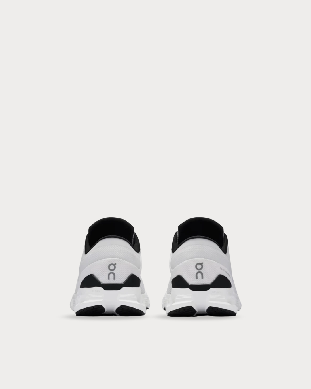 ON Cloud X 4 Men - Ivory | Black