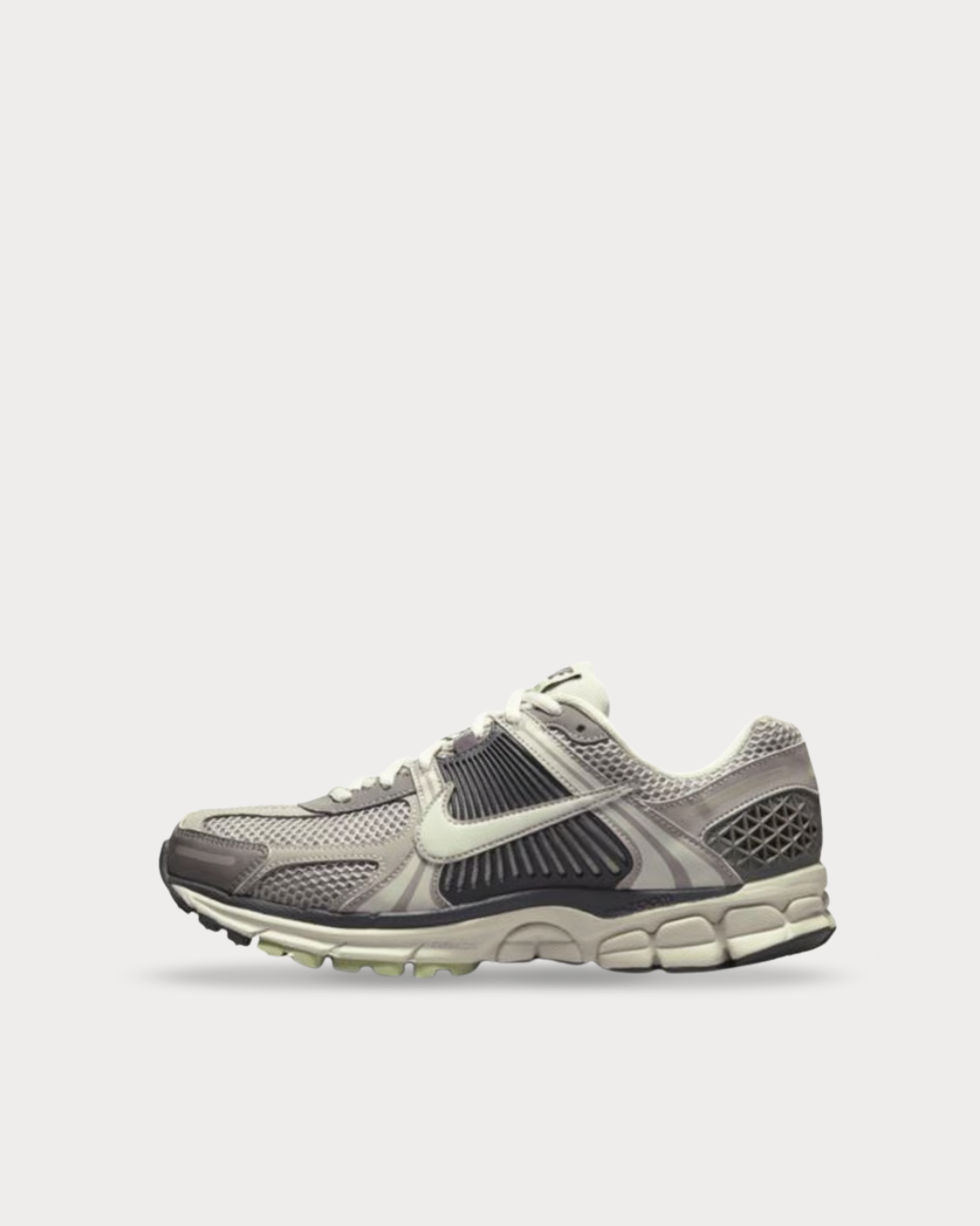WMNS Nike Zoom Vomero 5 - Cobblestone/Flat Pewter/Light Bone FB8825-001