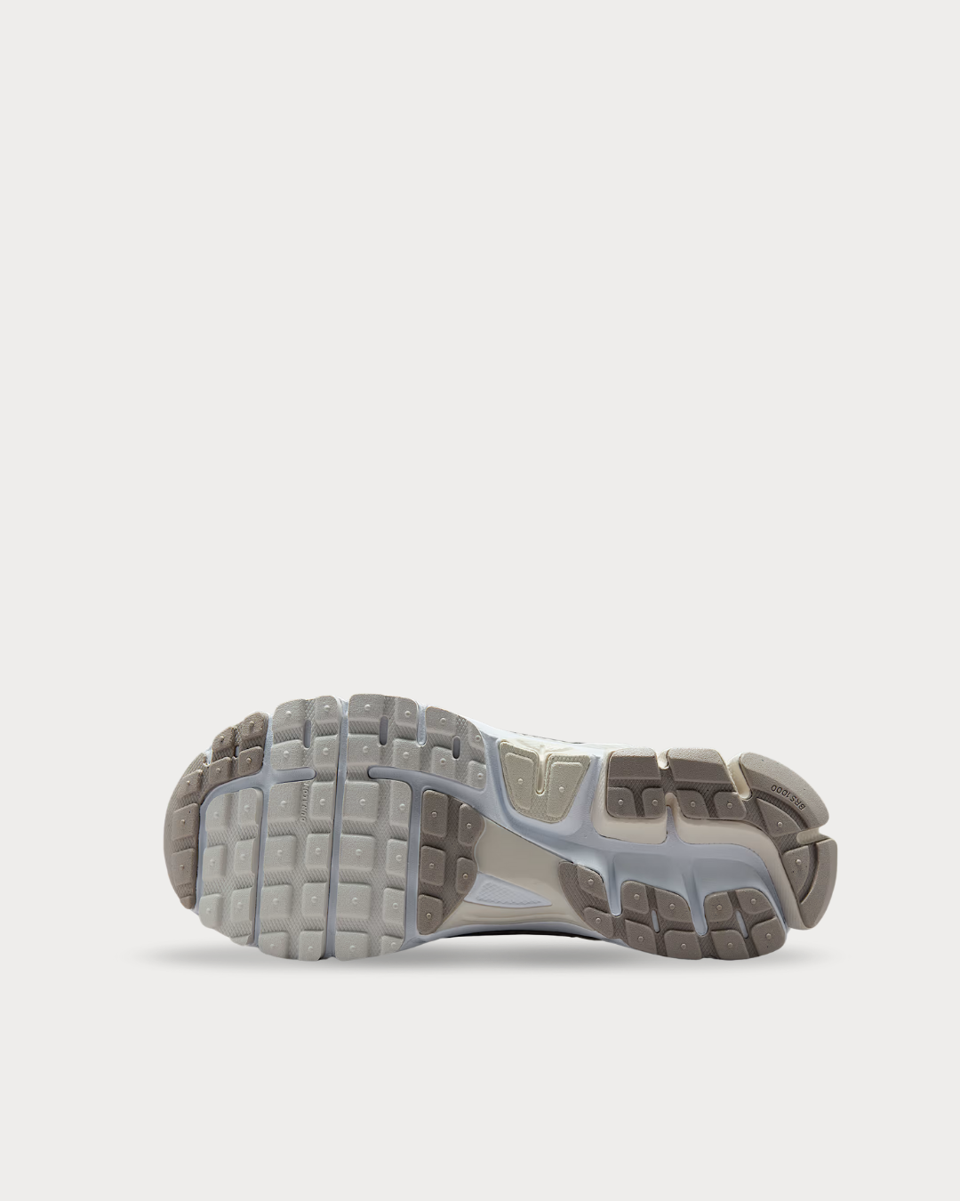 WMNS Nike Zoom Vomero 5 - White/Phantom/College Grey/Light Bone