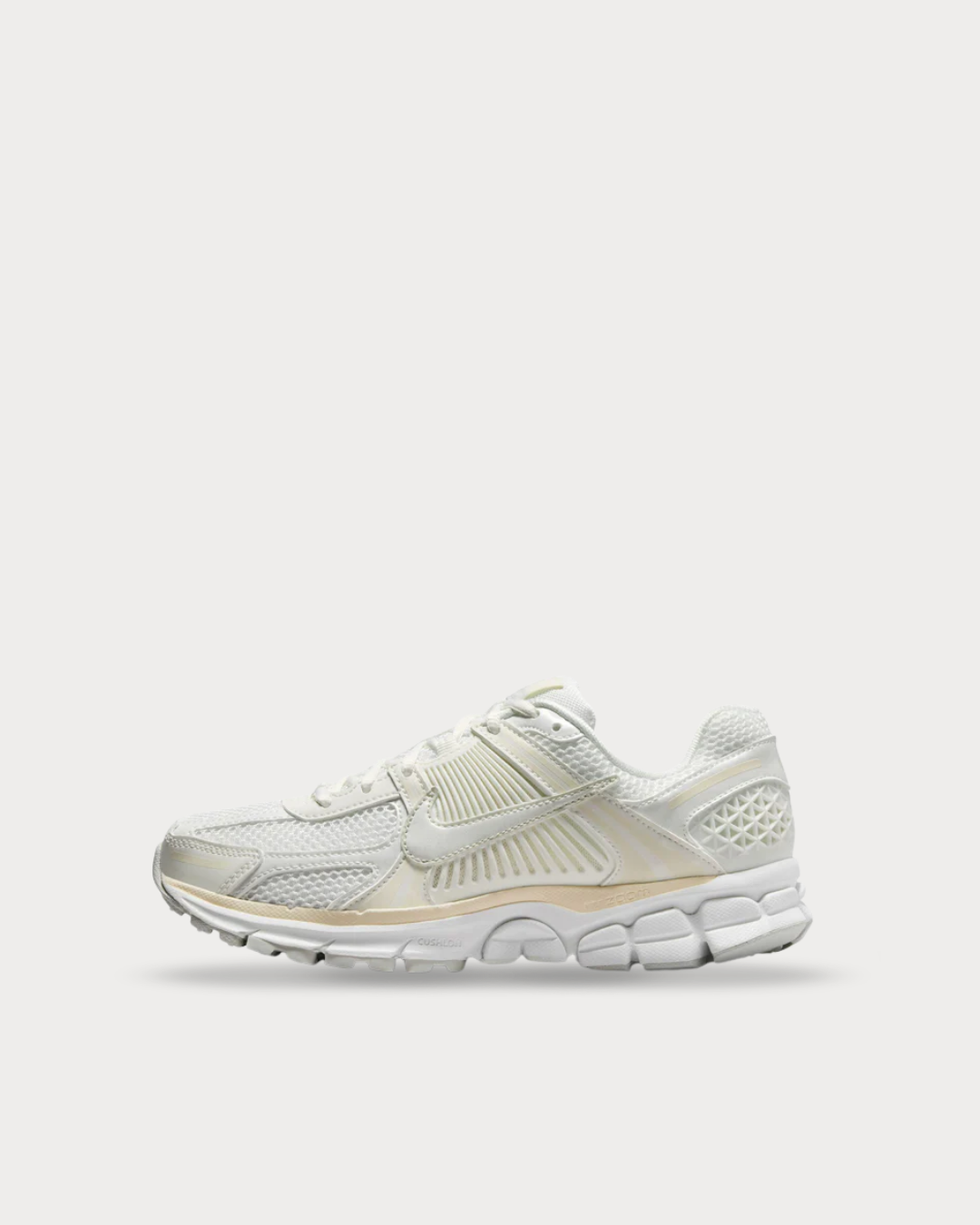 WMNS Nike Zoom Vomero 5 - Sail/Summit White/Coconut Milk/Sail