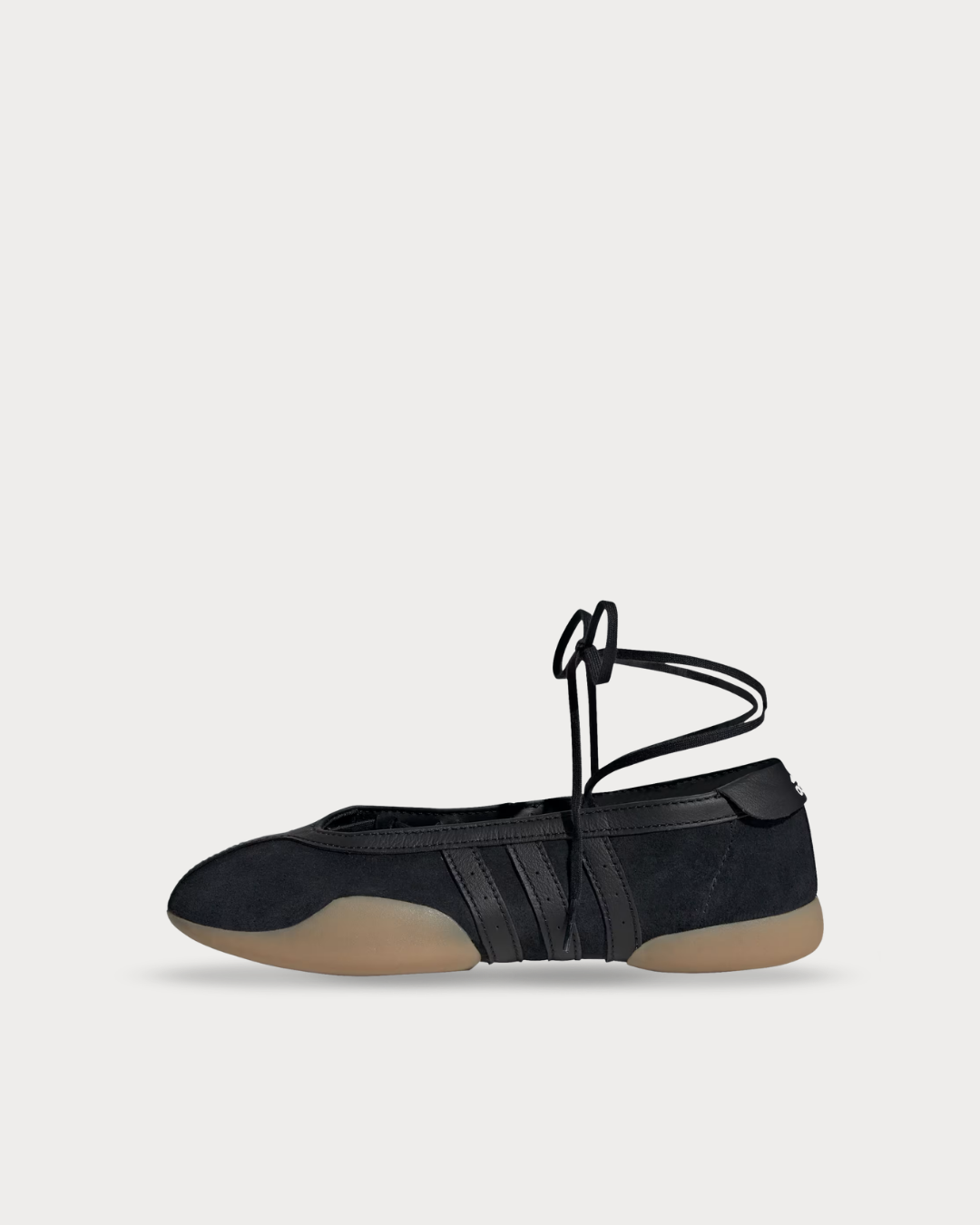 WMNS adidas Taekwondo Mei - Core Black / Cloud White / Gum