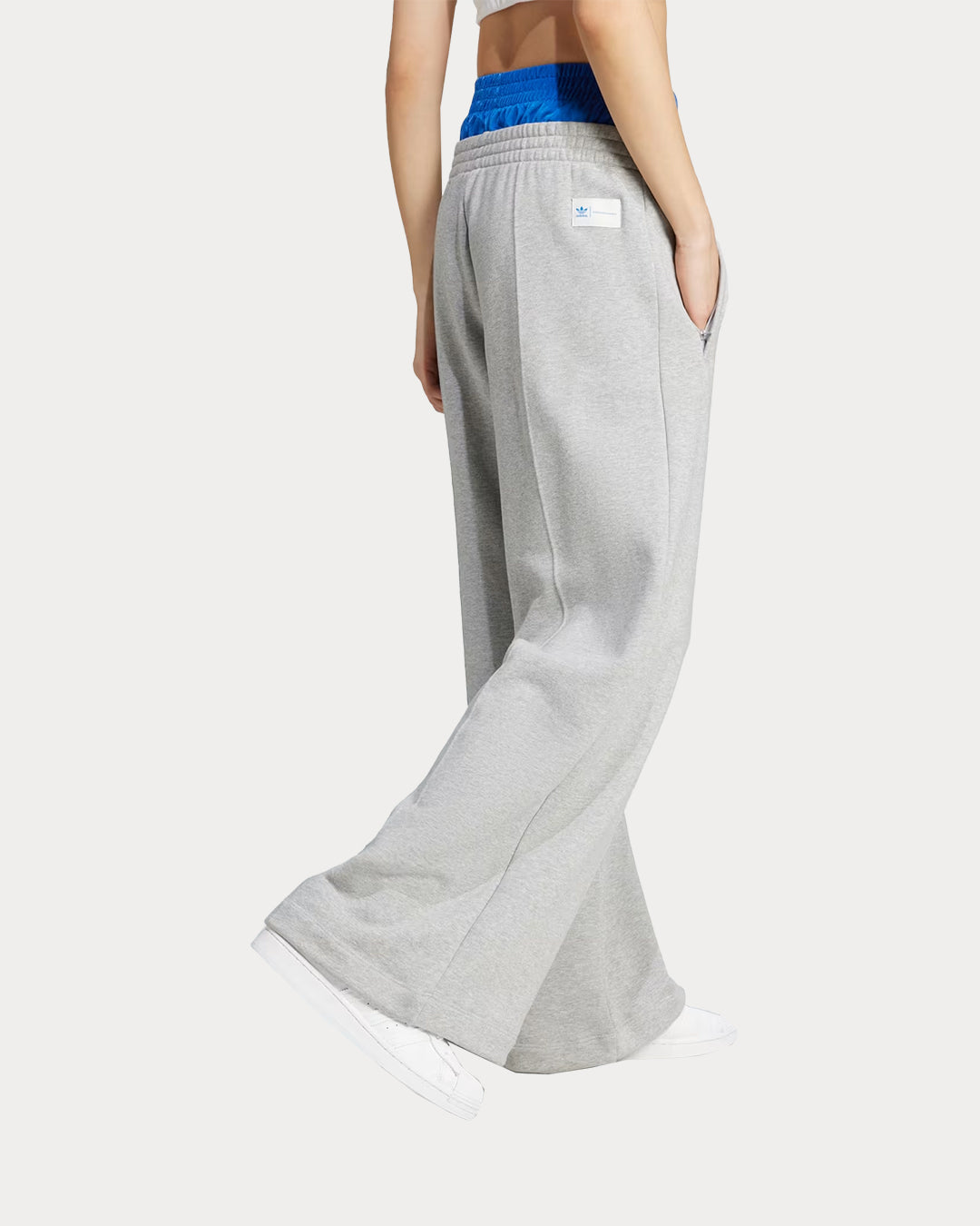 back-IW5670